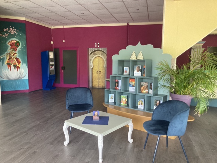Niraja Dasi Cafe 3